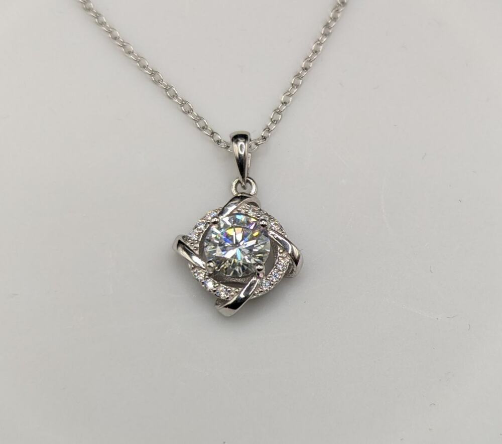 Authentic Moissanite Windmill Necklace Spring Ring Closure  925 Silver NWT